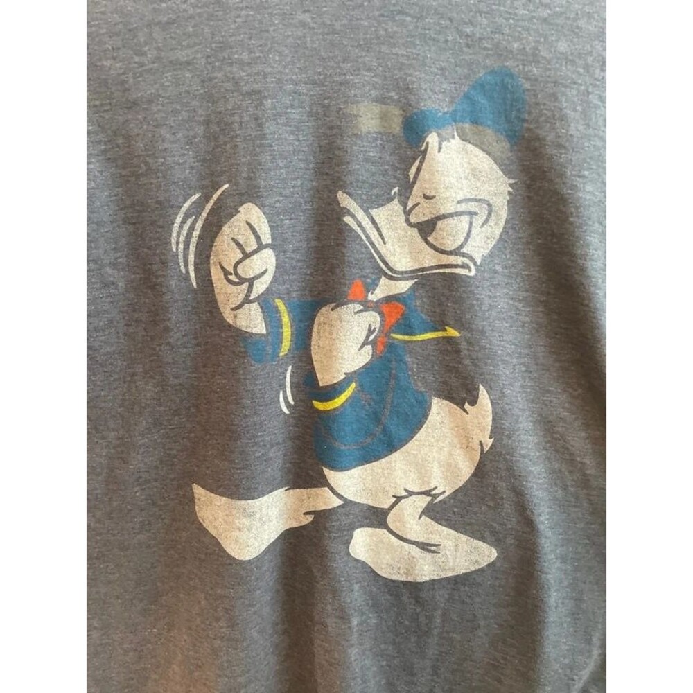 Donald Duck shirt